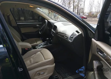 2014 Audi Q5 2.0T Premium z USA, uszkodzony, nr VIN WA1LFAFP0EA085679